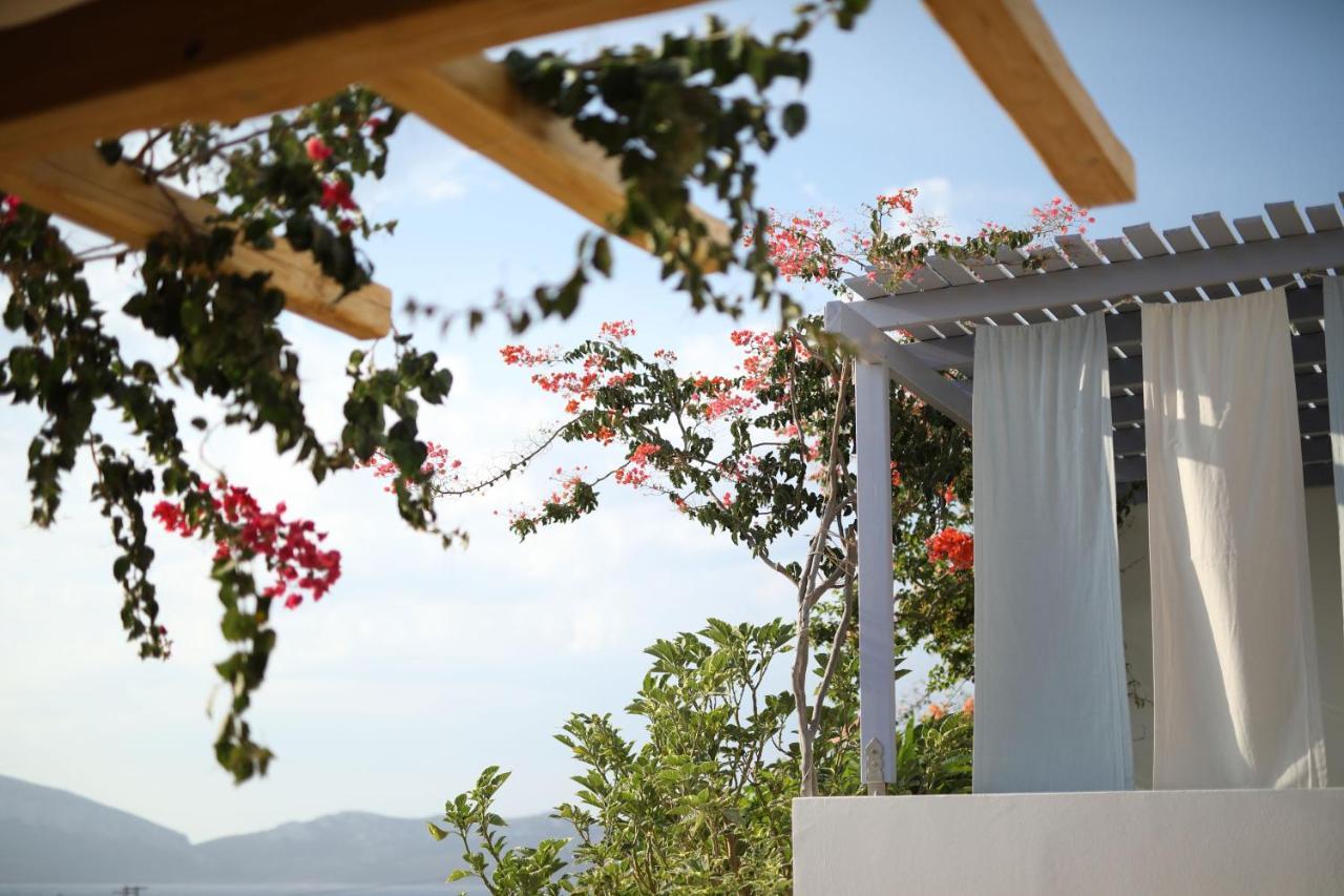 Aeolos Hotel Koufonisia Екстериор снимка
