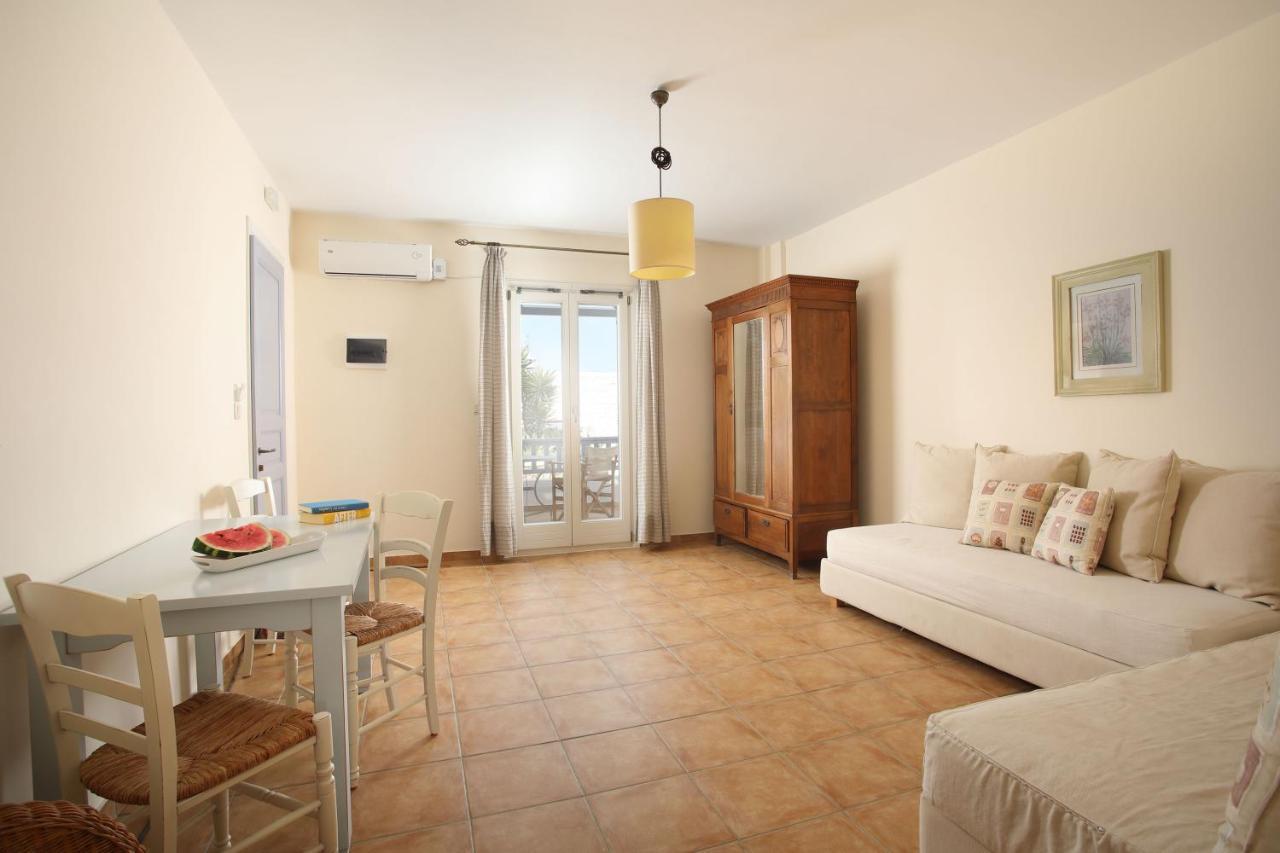 Aeolos Hotel Koufonisia Екстериор снимка